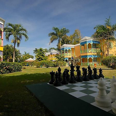 Grand Pineapple Beach Negril Hotel Exterior photo