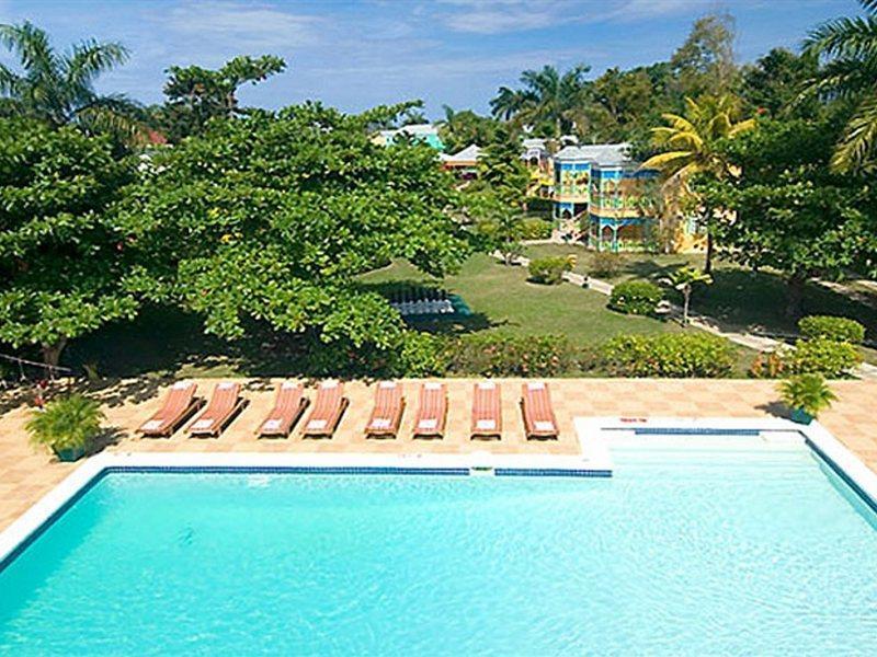 Grand Pineapple Beach Negril Hotel Exterior photo